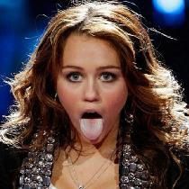 Miley_Cyrus_18.jpg 13.1K